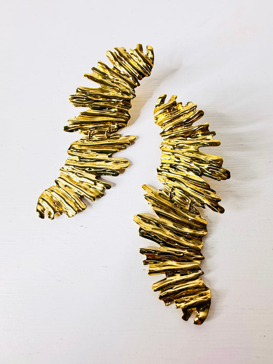 Orecchini pendenti materici