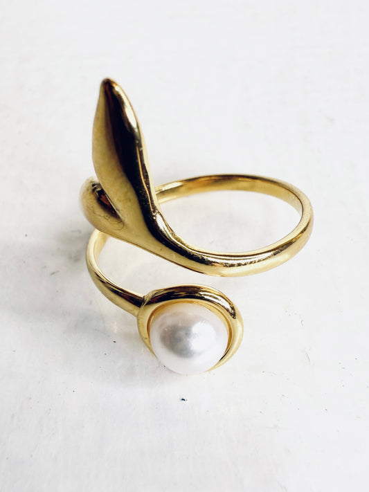 Anello coda di delfino