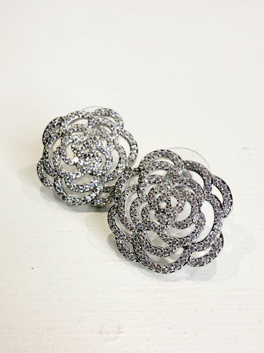 Orecchini camelia silver