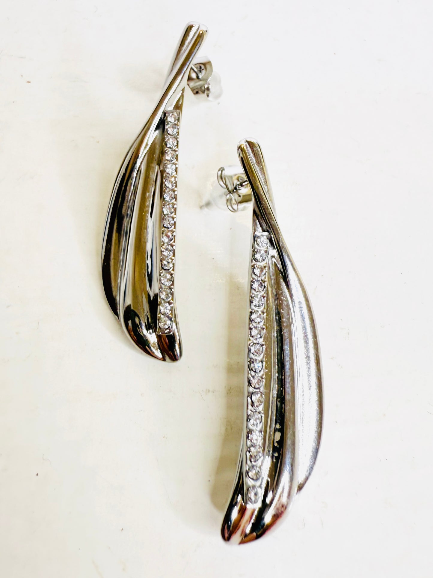 Orecchini foglia e strass