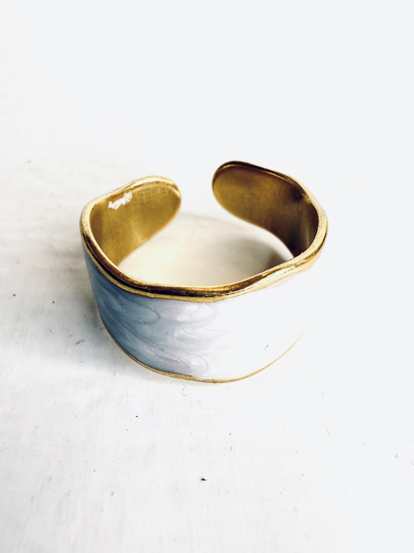 Anello smaltato