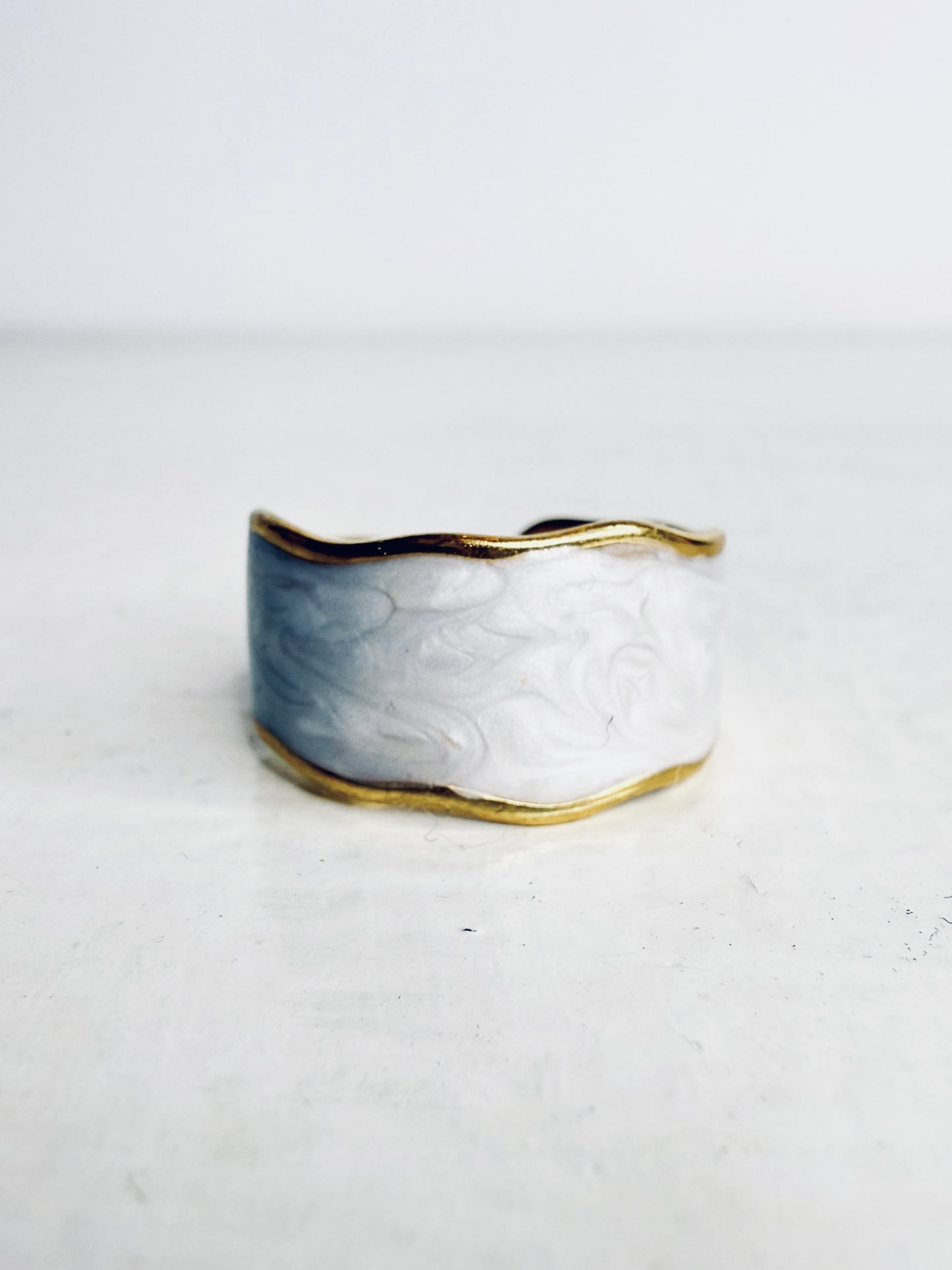 Anello smaltato