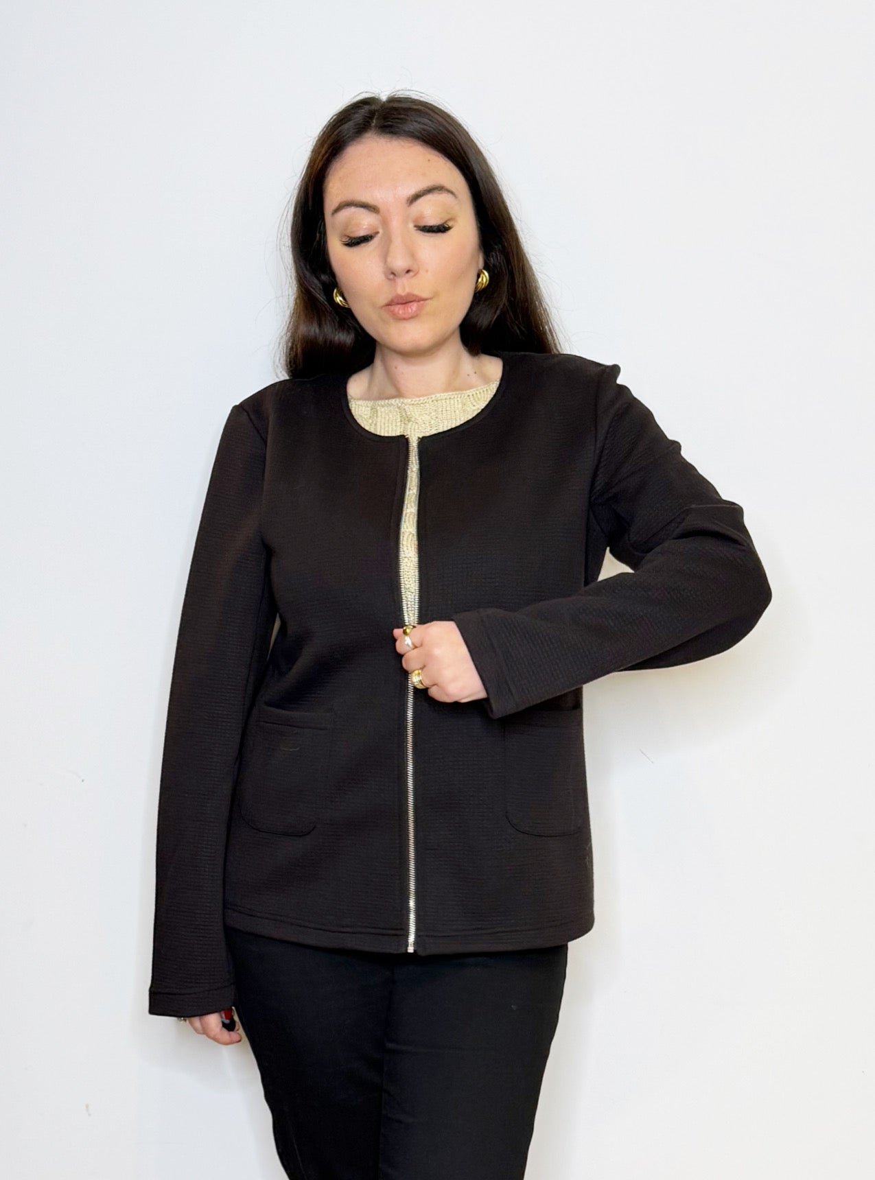 Giacca nera con zip