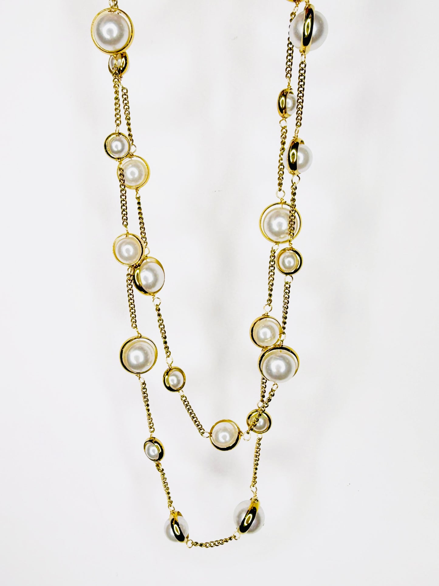 Collana di perle lunga