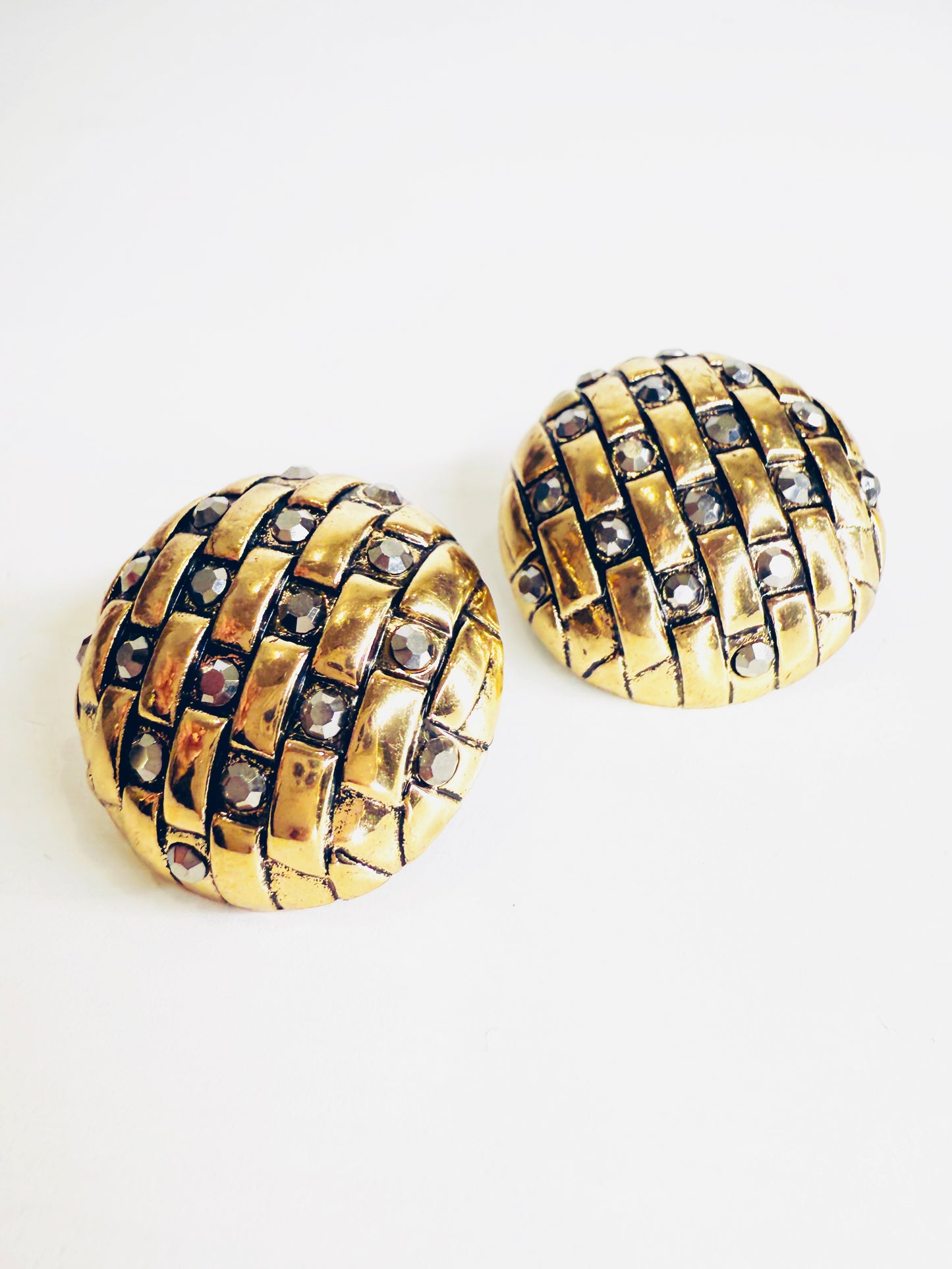 Orecchini bottoni e strass