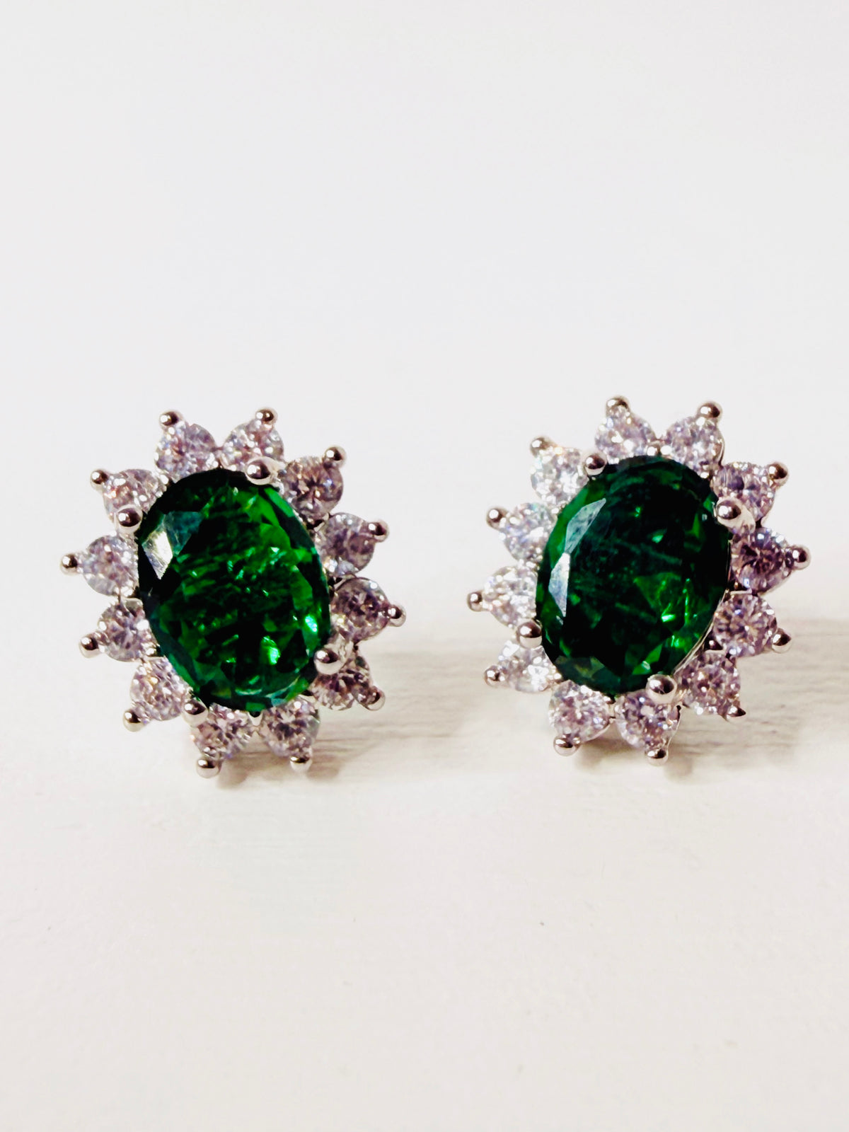 Orecchini Kate verde smeraldo