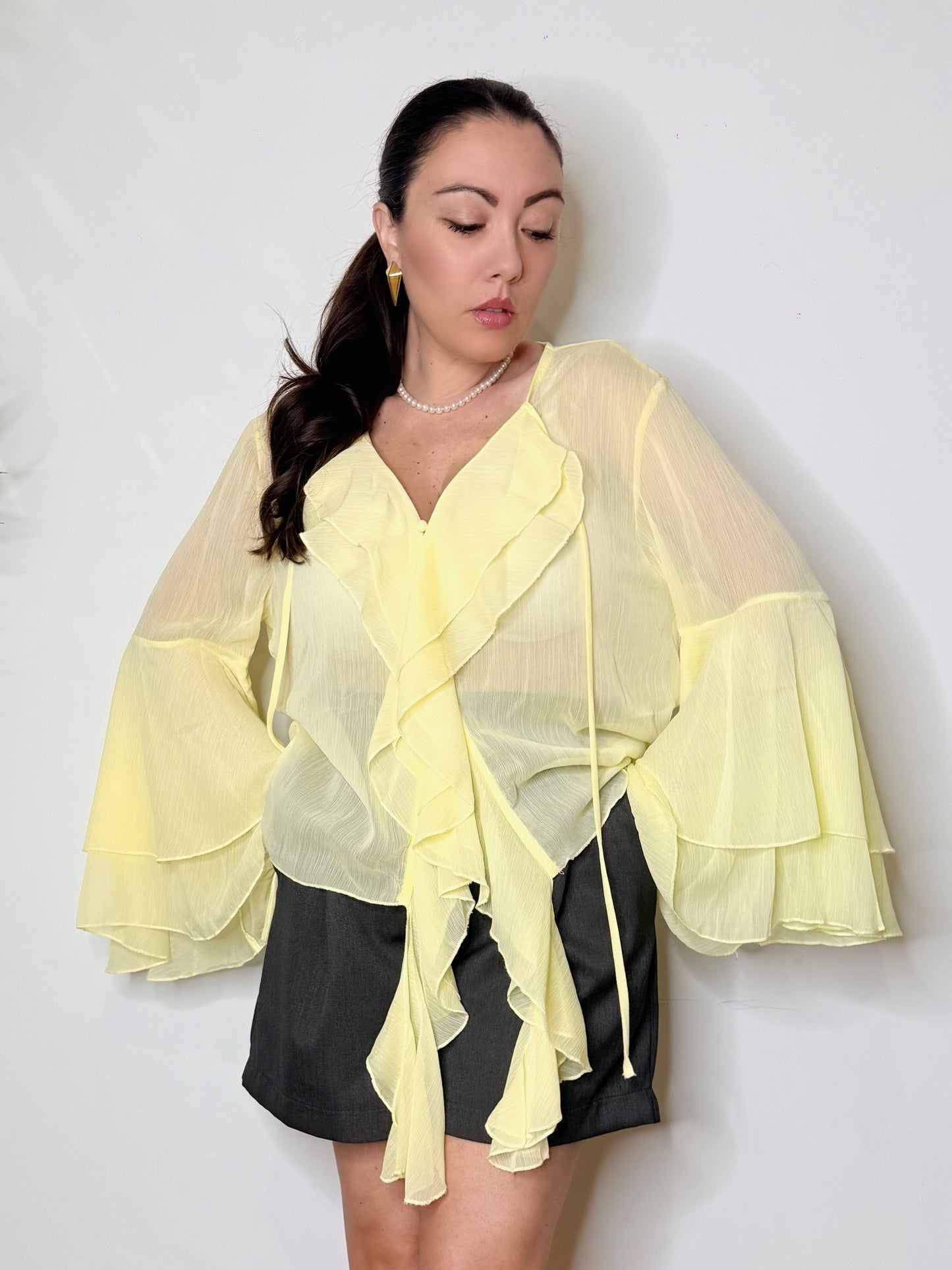 Blusa in georgette con volant
