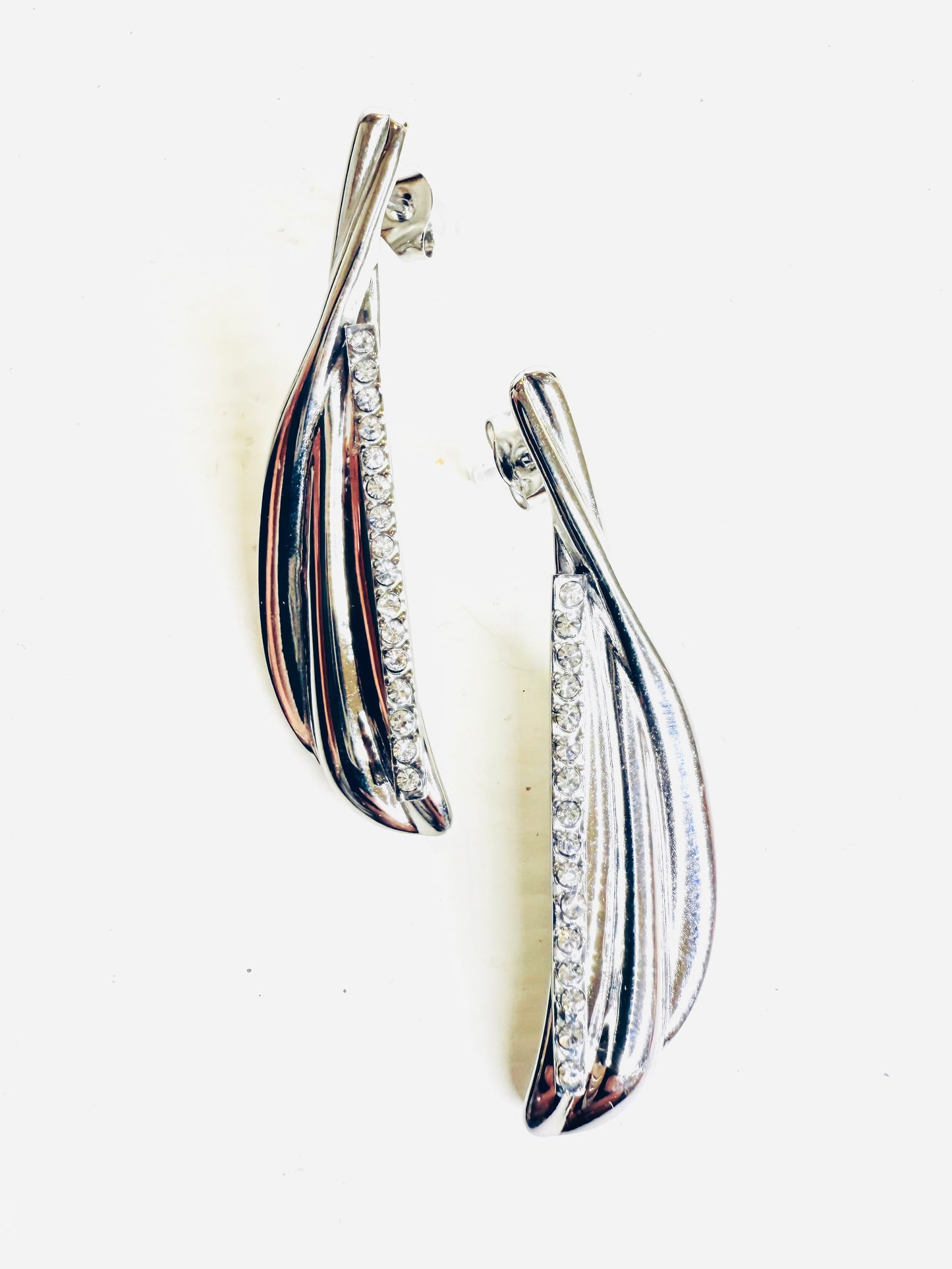 Orecchini foglia e strass