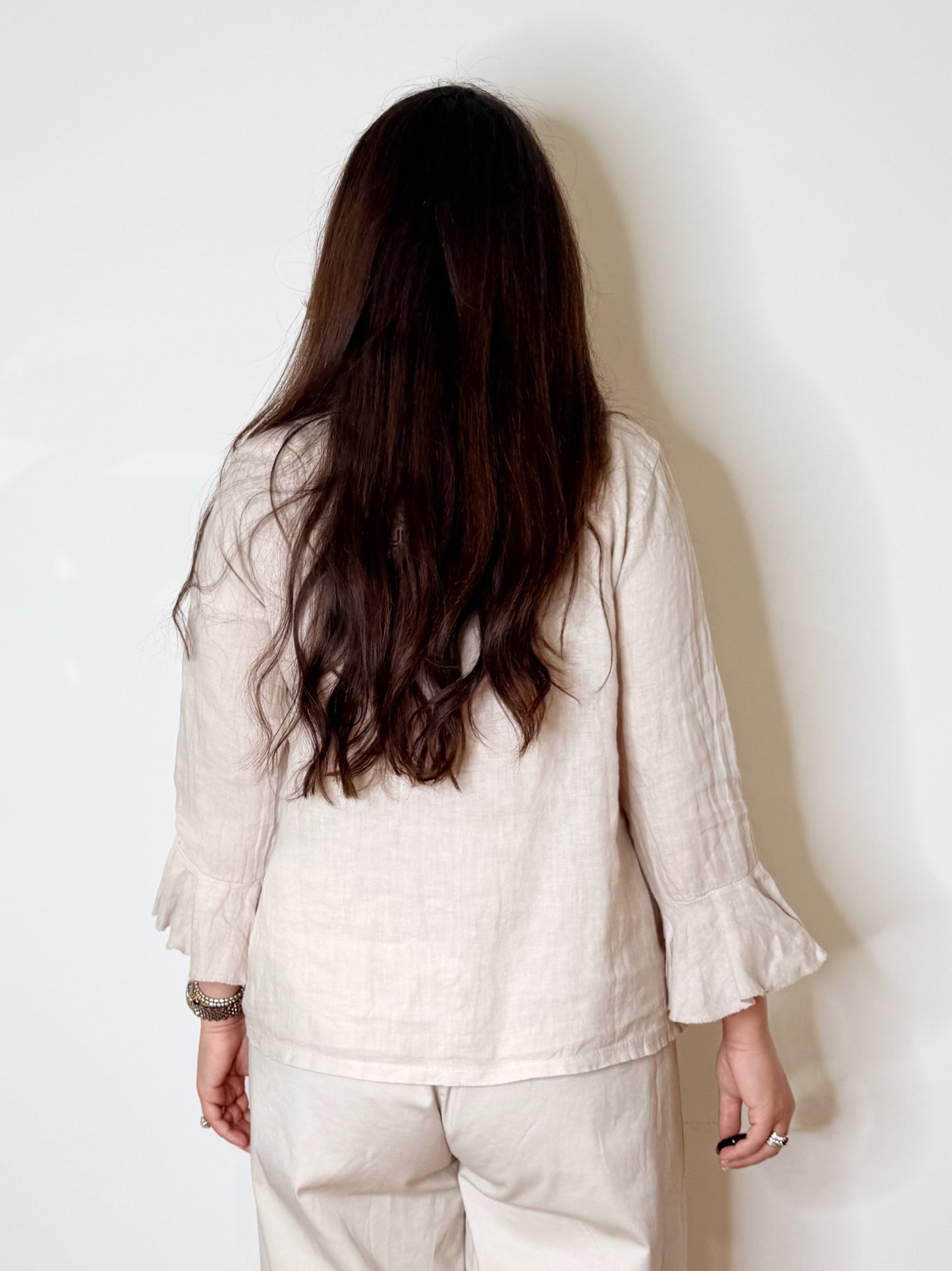 Blusa con volant 100%Lino