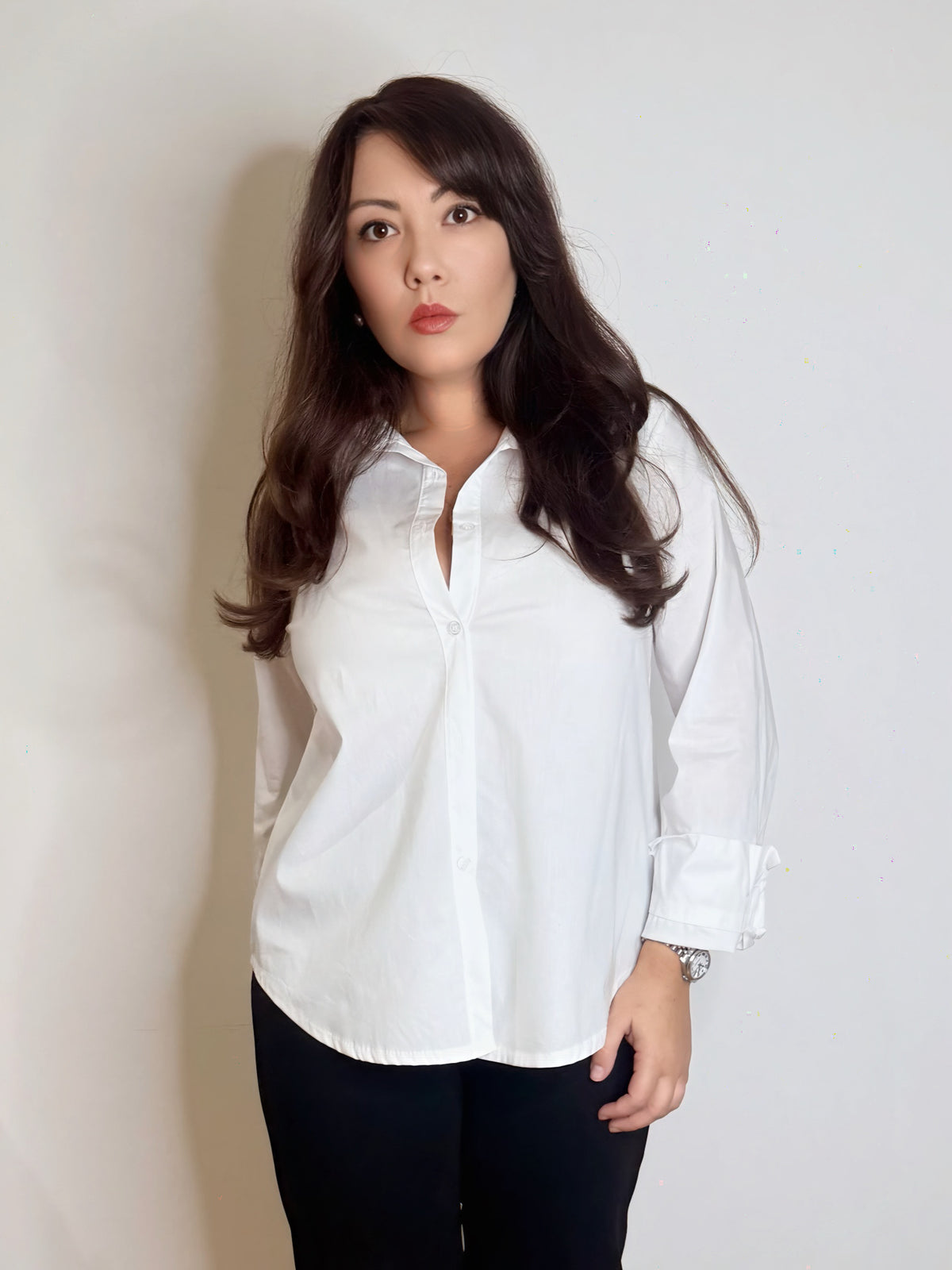 Camicia svasata in cotone bianco