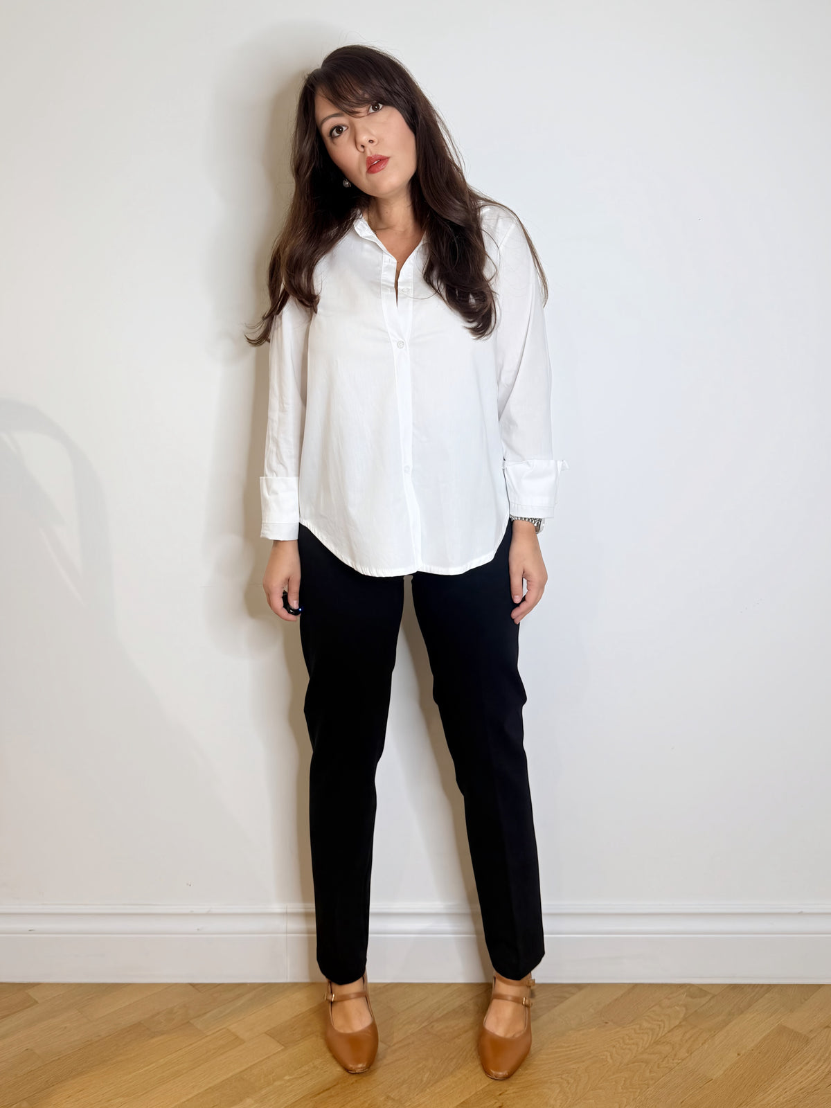 Camicia svasata in cotone bianco