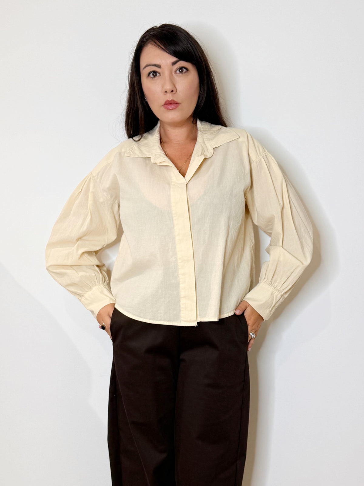 Scamicia svasata 100% cotone crema