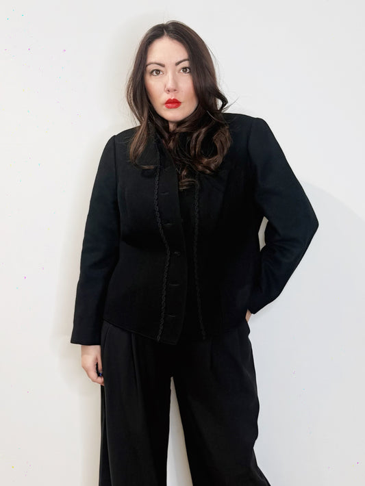 Giacca in lana con passamaneria