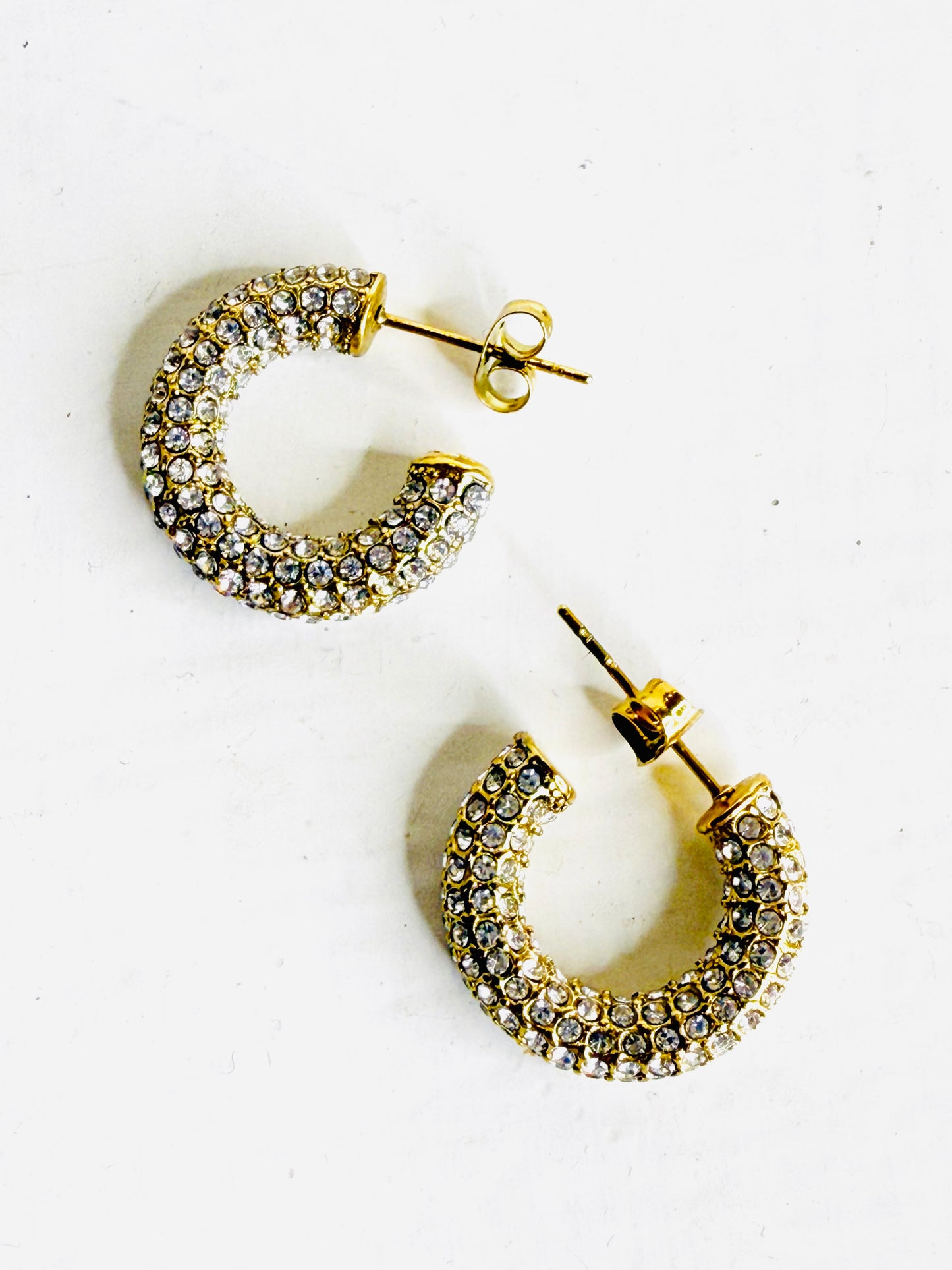 Orecchini cerchietti e strass