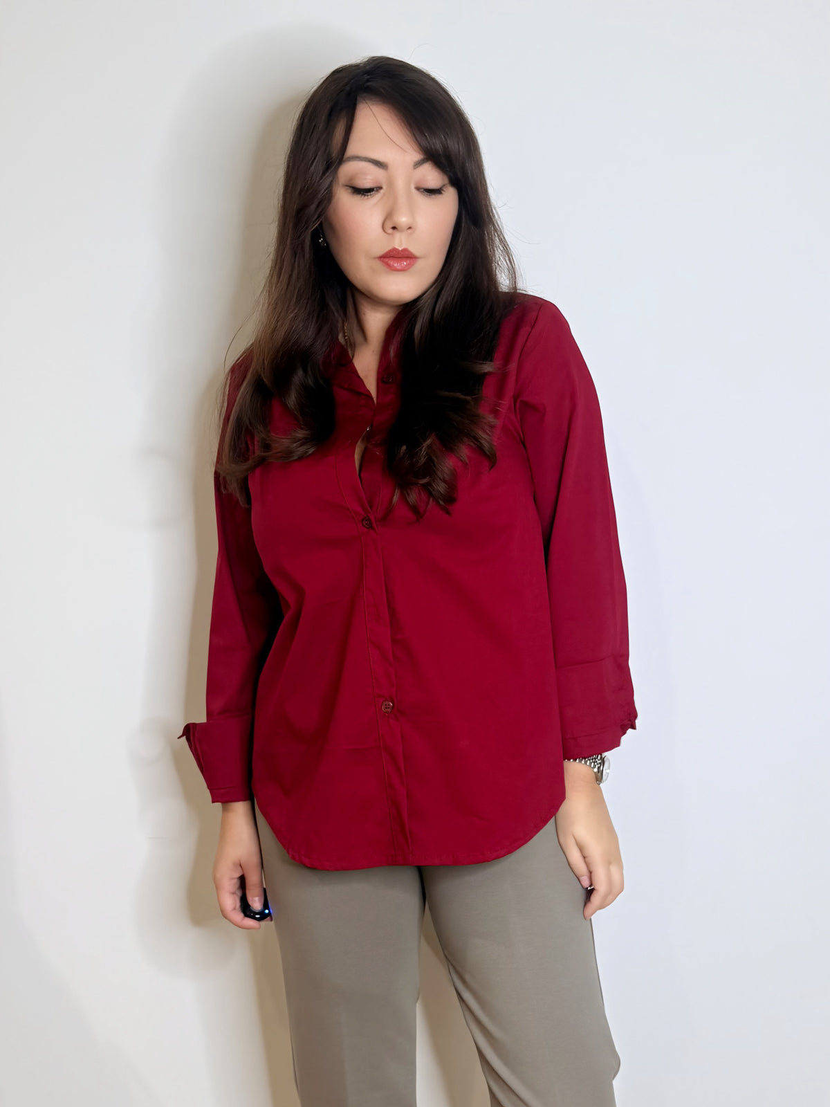 Camicia svasata in cotone ciliegia
