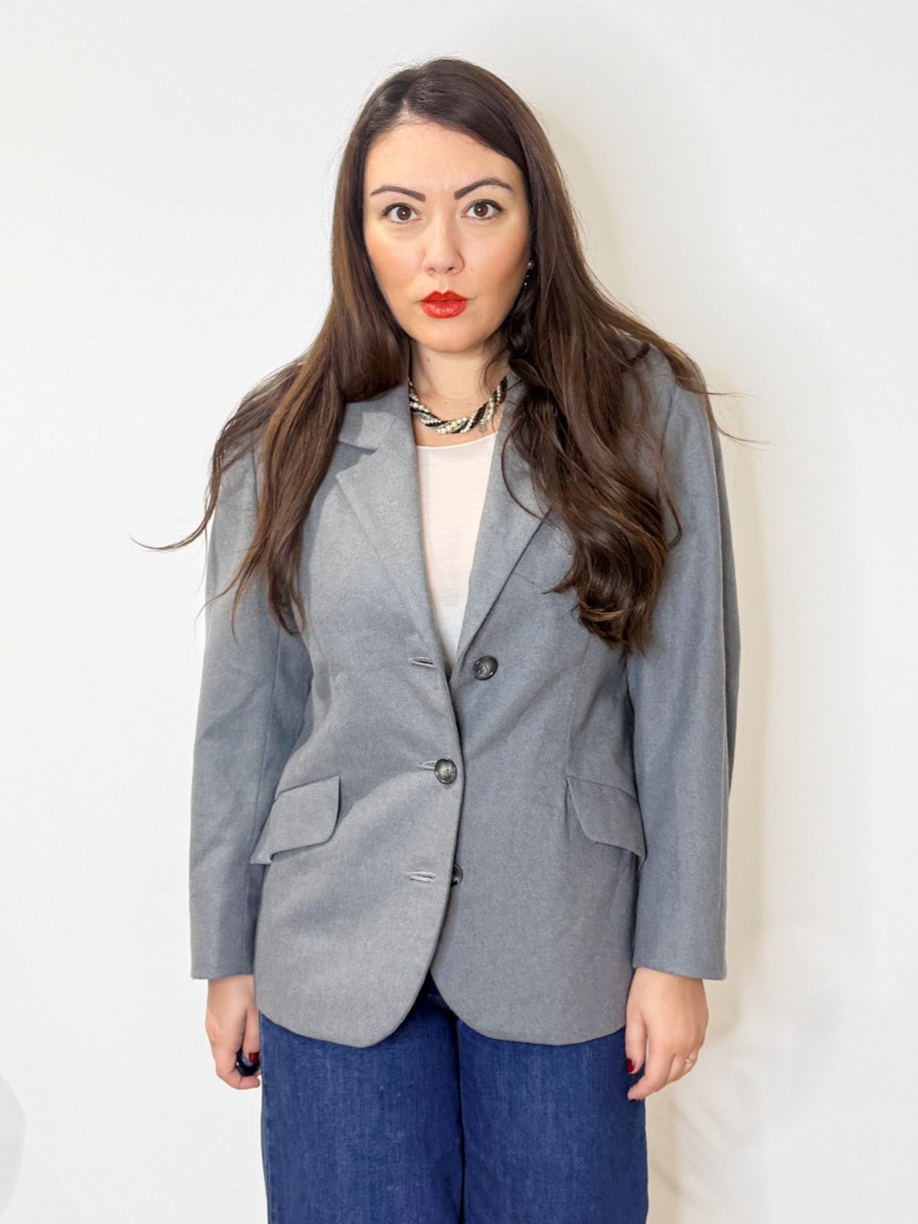 Giacca grigia dritta