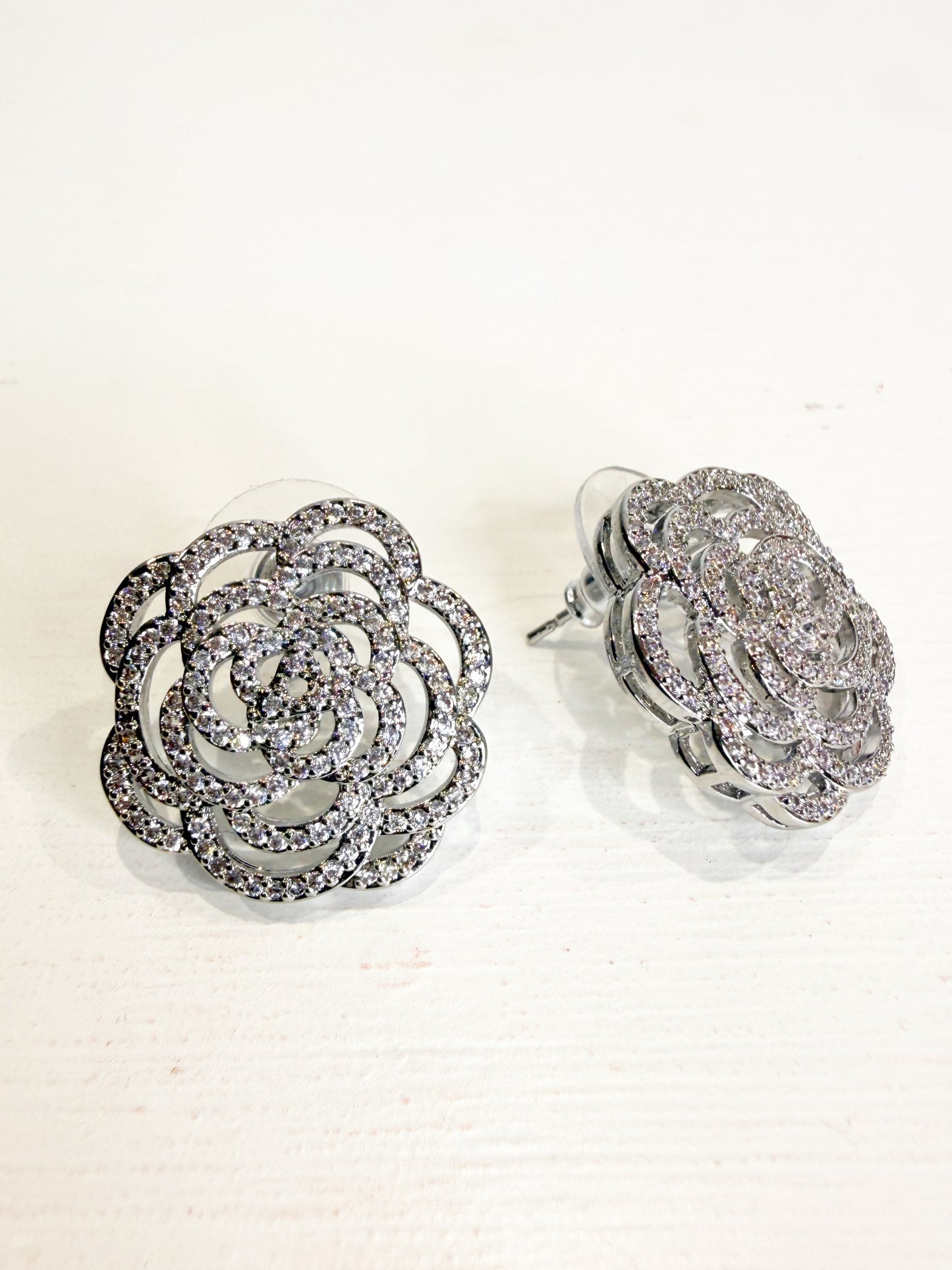 Orecchini camelia silver