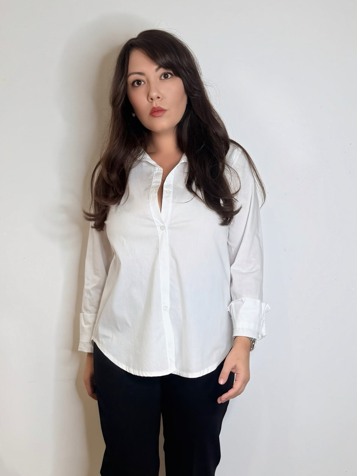 Camicia svasata in cotone bianco