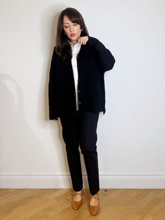 Maxi camicia in maglia over nera