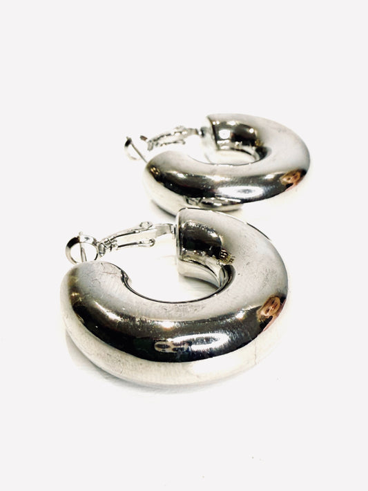 Orecchi bombati cerchi medi silver