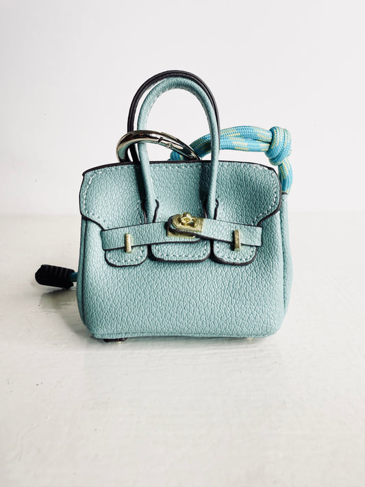 Charm per borsa azzurro