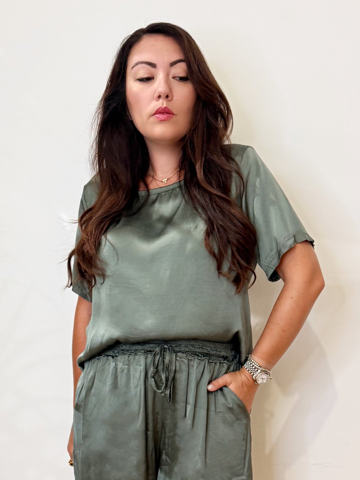 T-shirt in viscosa effetto seta