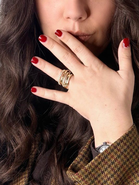 Anello multifascia e zirconi