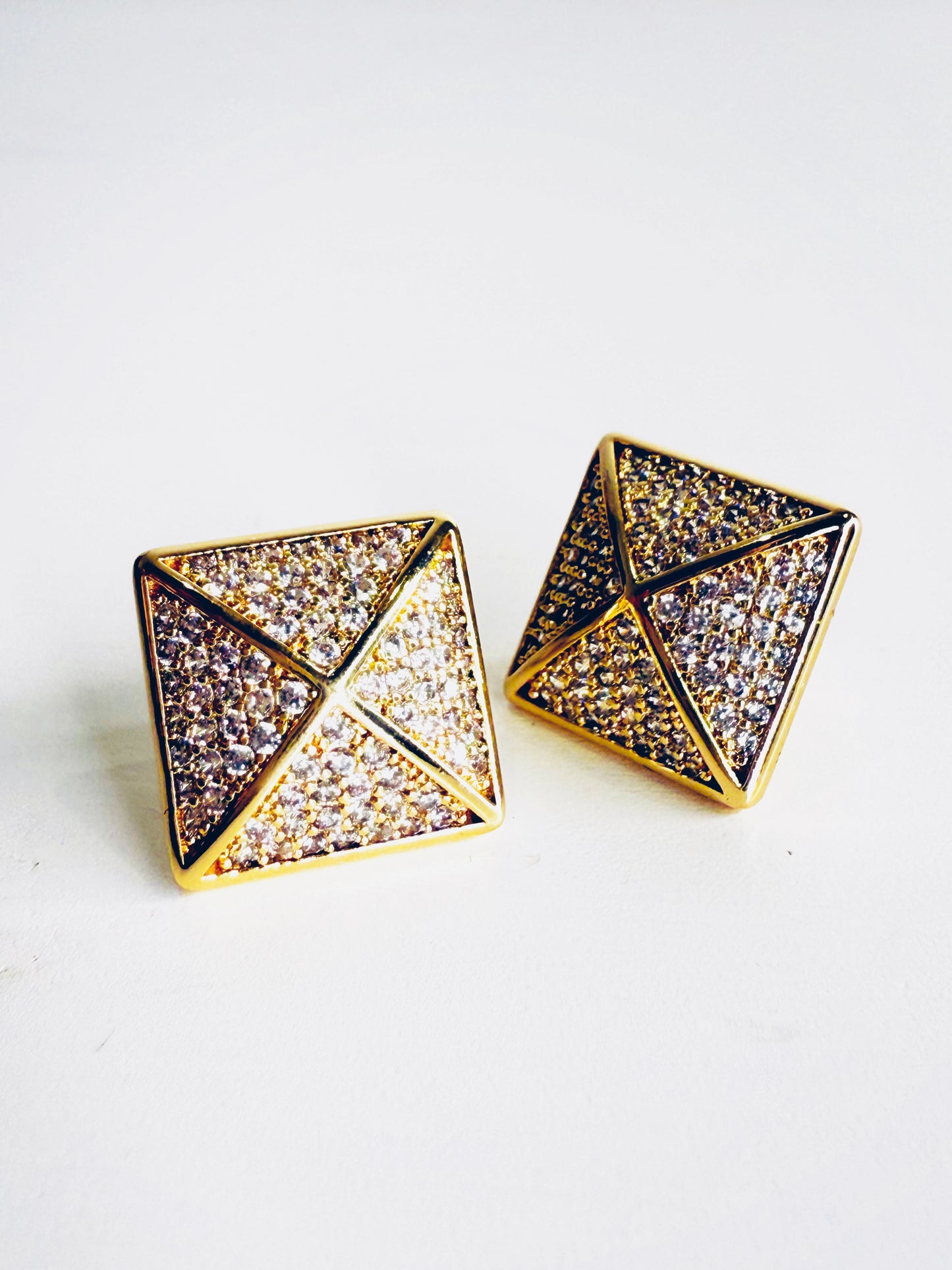Orecchini geometrici con strass