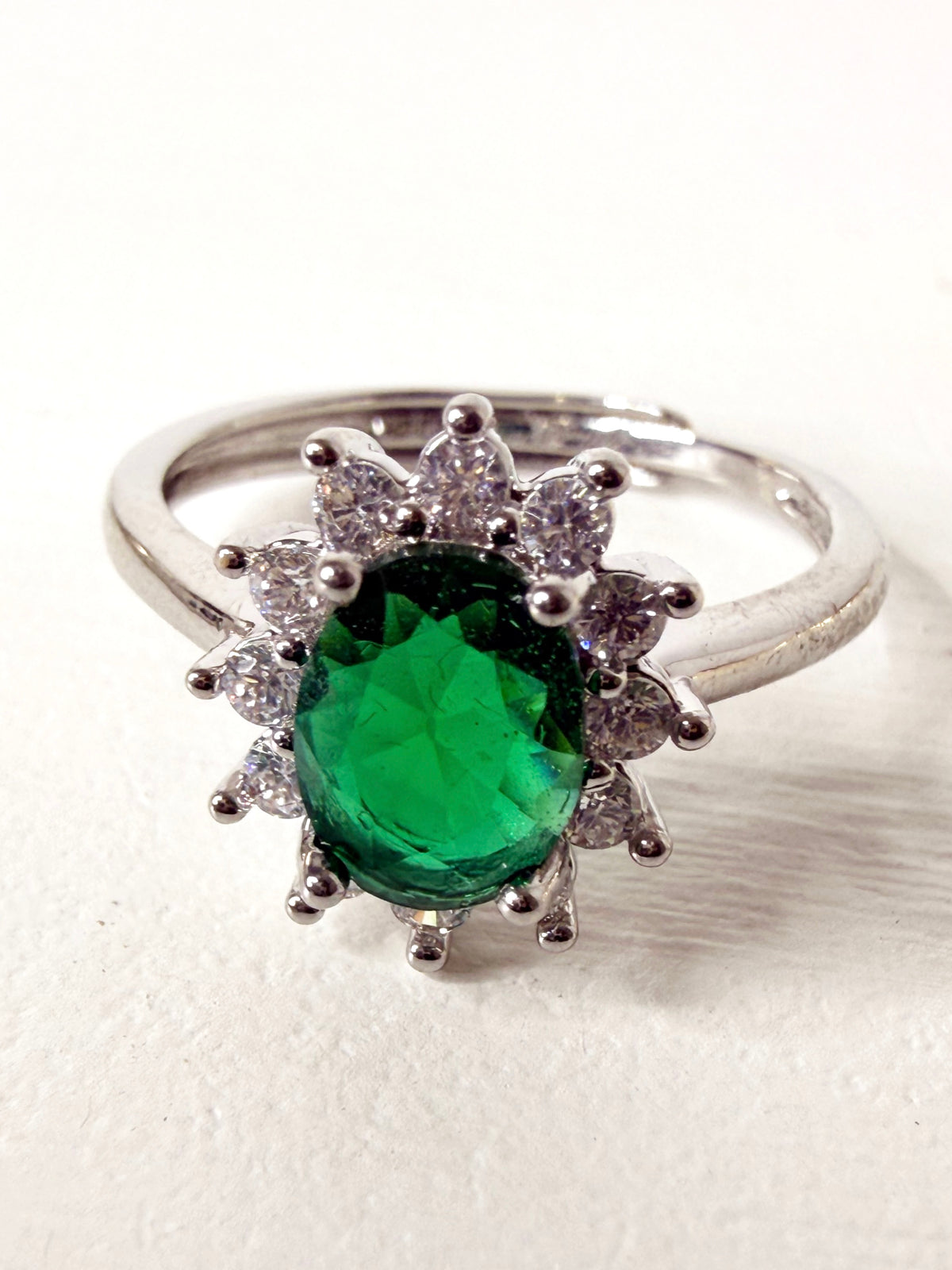 Anello Kate colore smeraldo