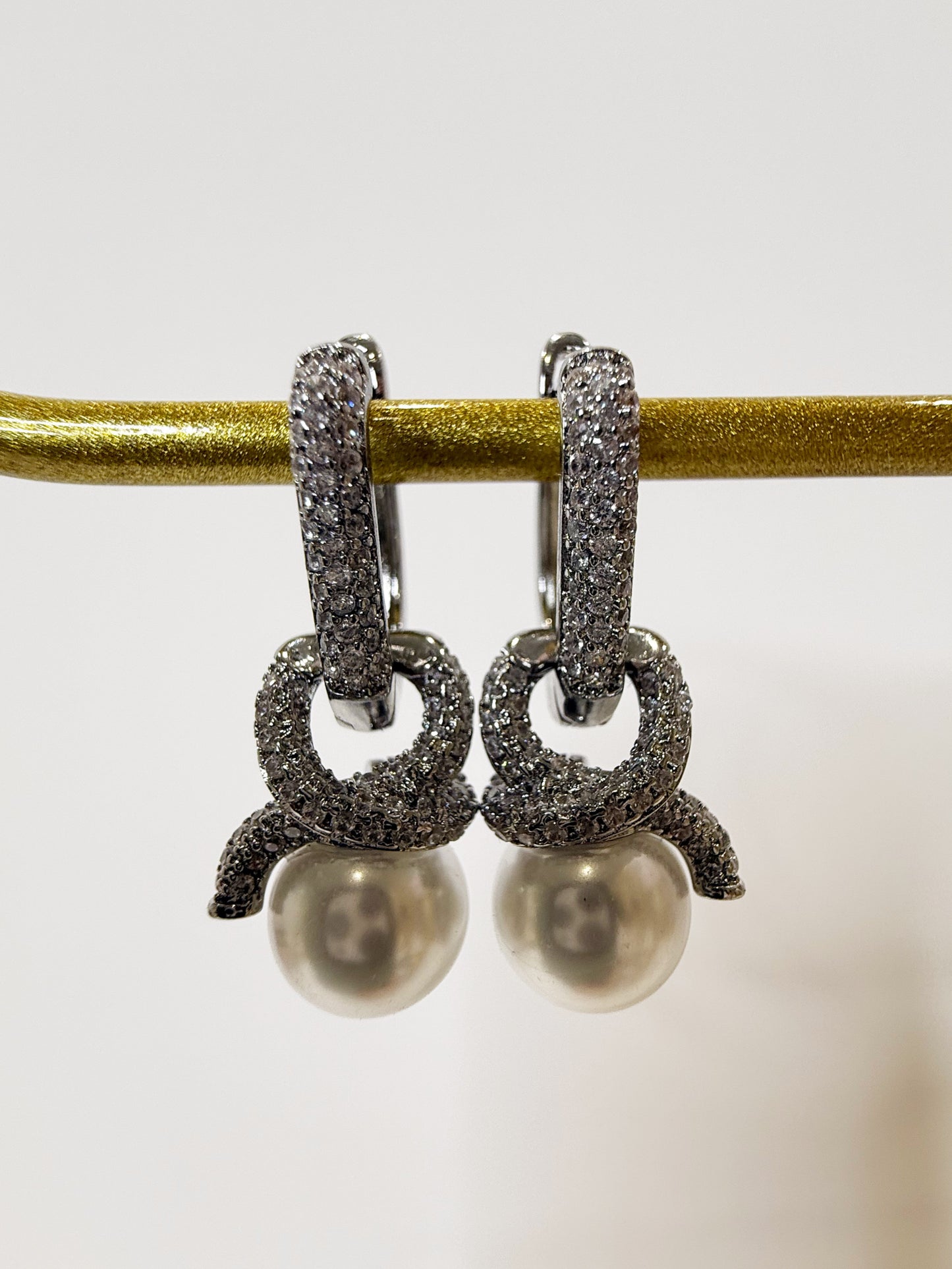 Orecchini strass e perla silver