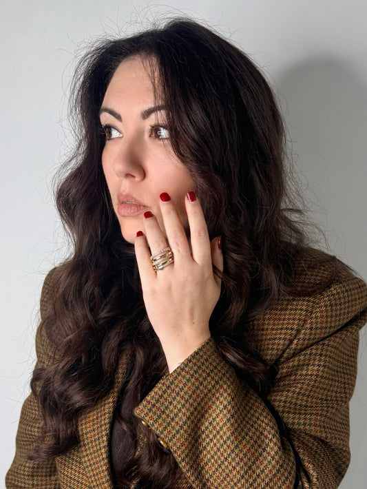 Anello multifascia e zirconi