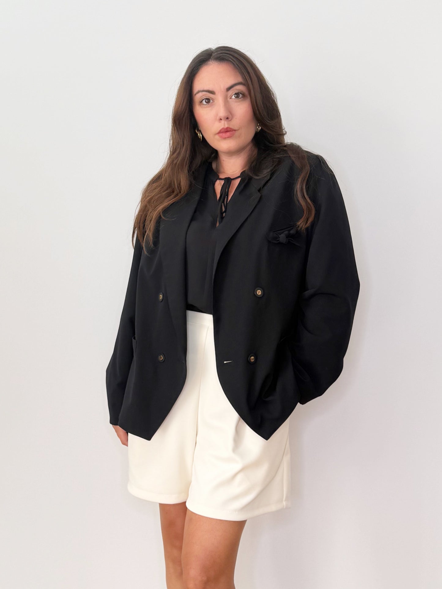 Shorts avorio La Poetessa