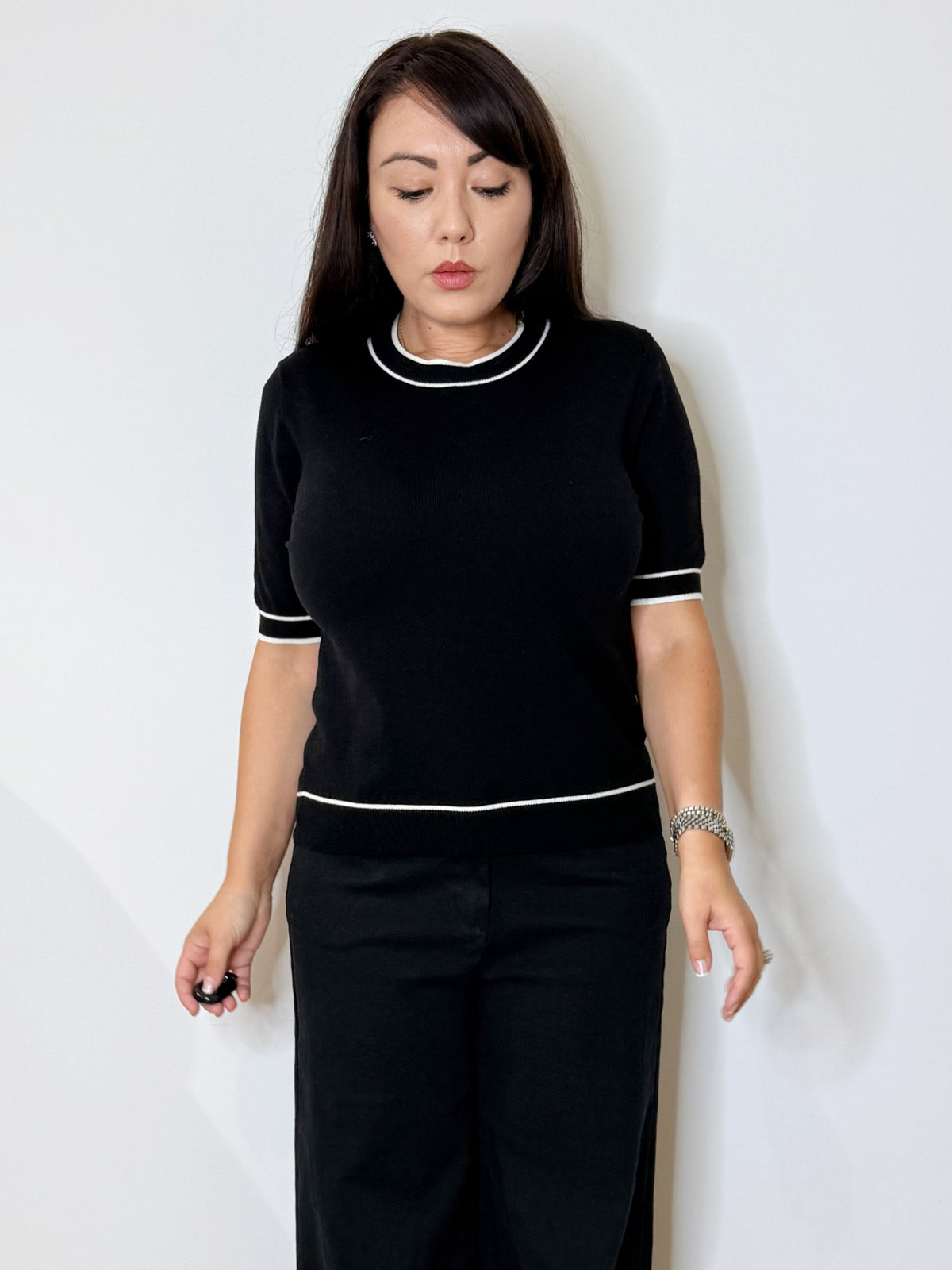 Maglia con profili a contrasto