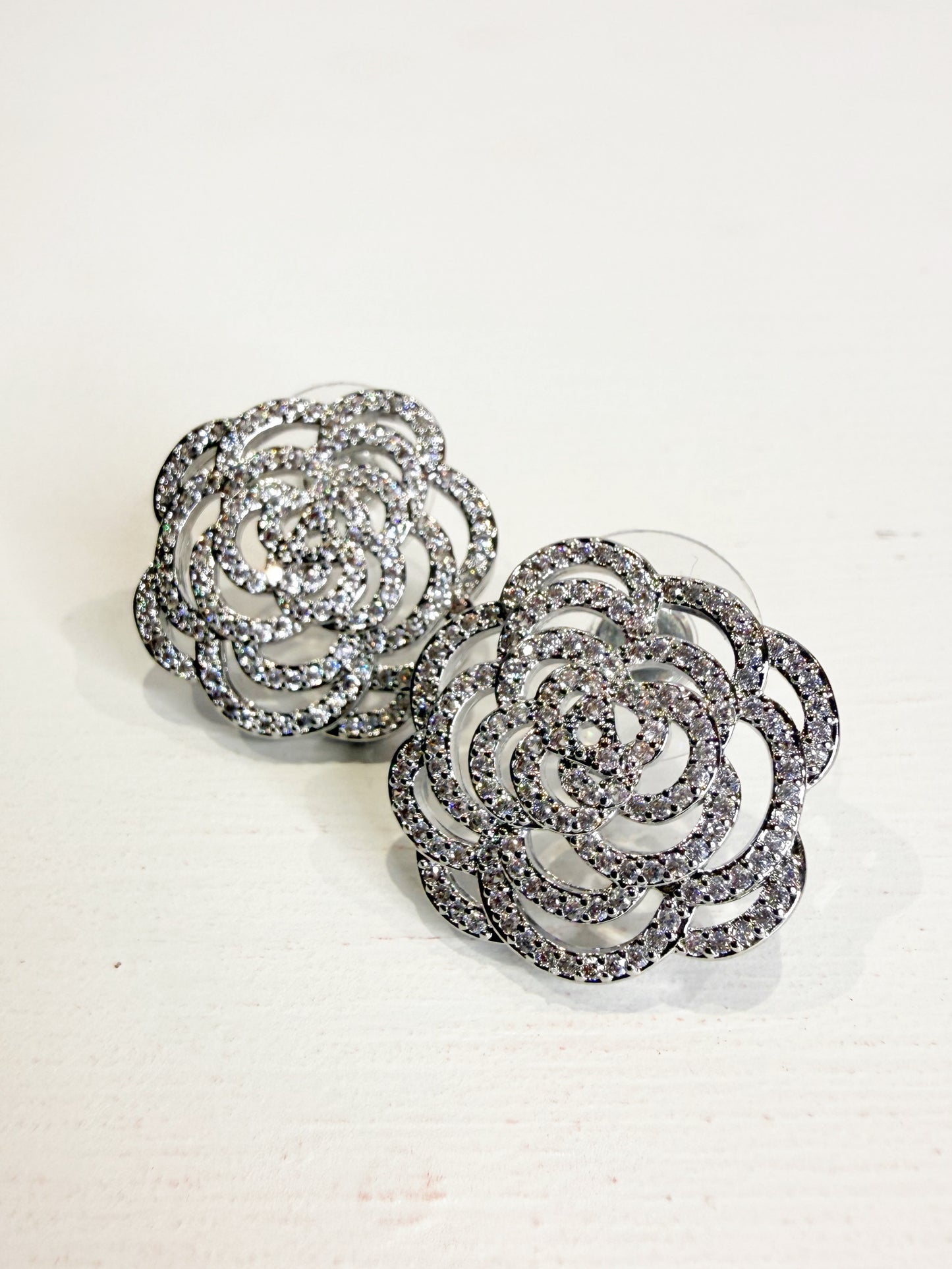 Orecchini camelia silver