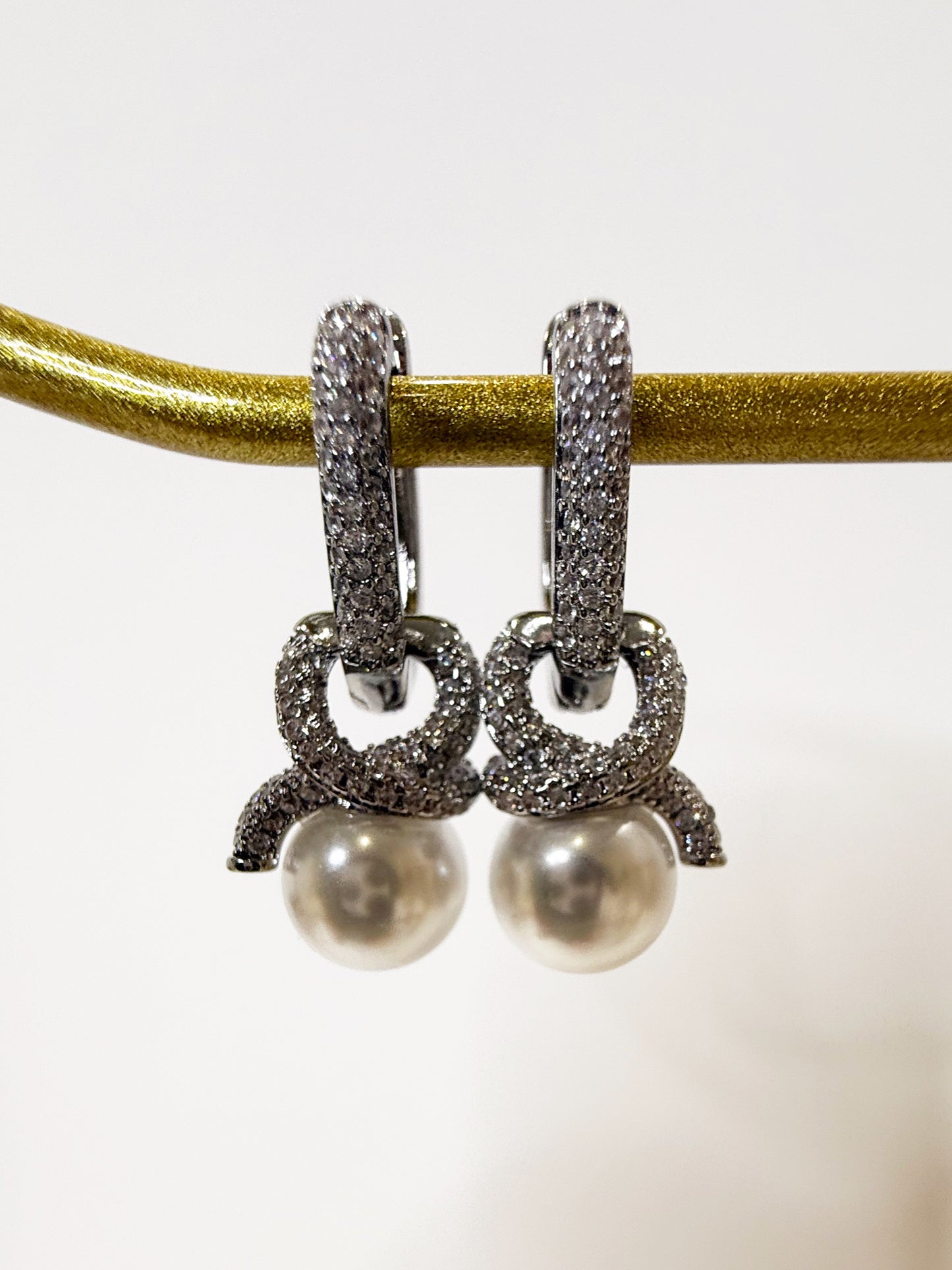 Orecchini strass e perla silver