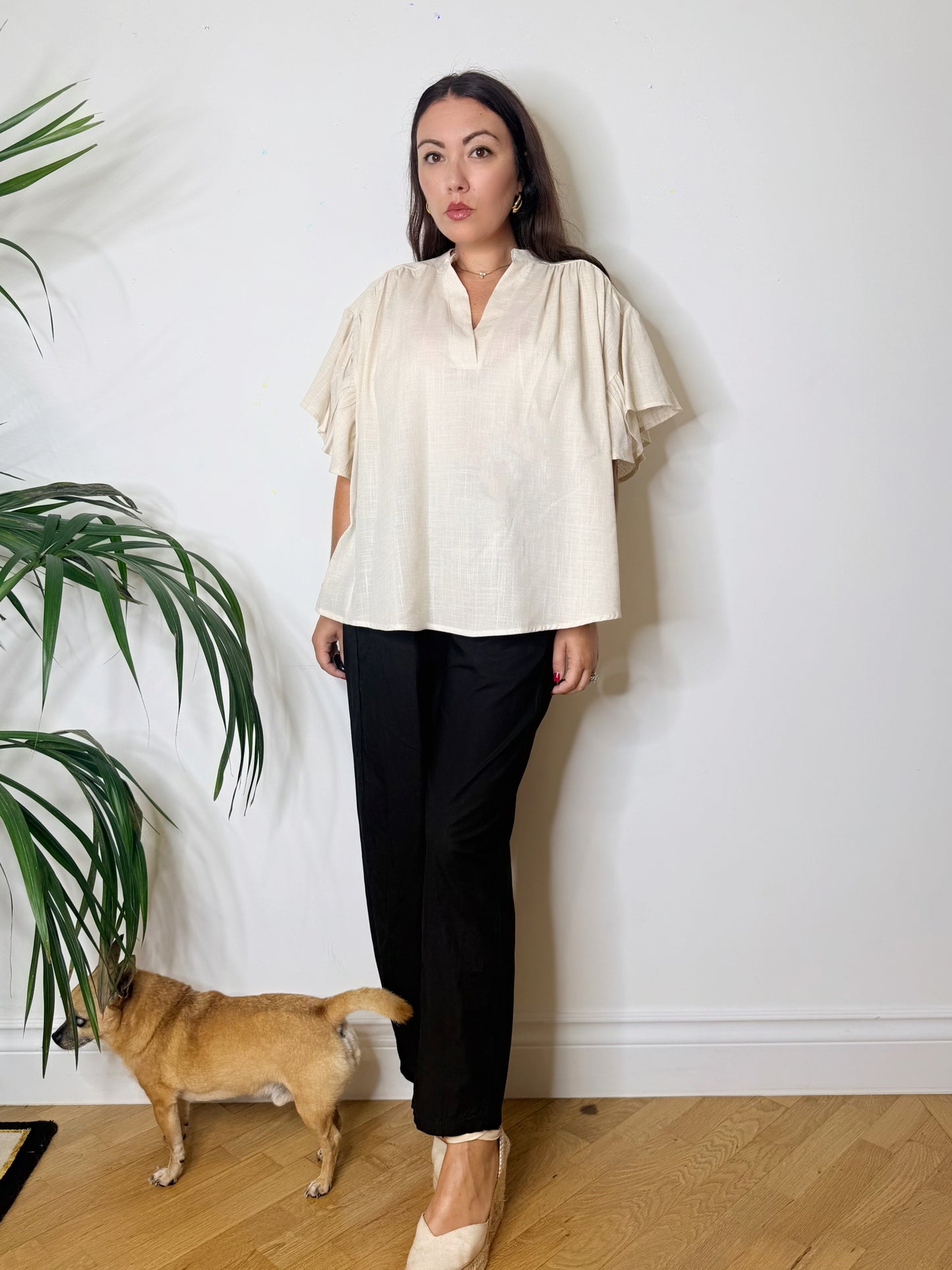 Blusa in misto lino con maniche a farfalla