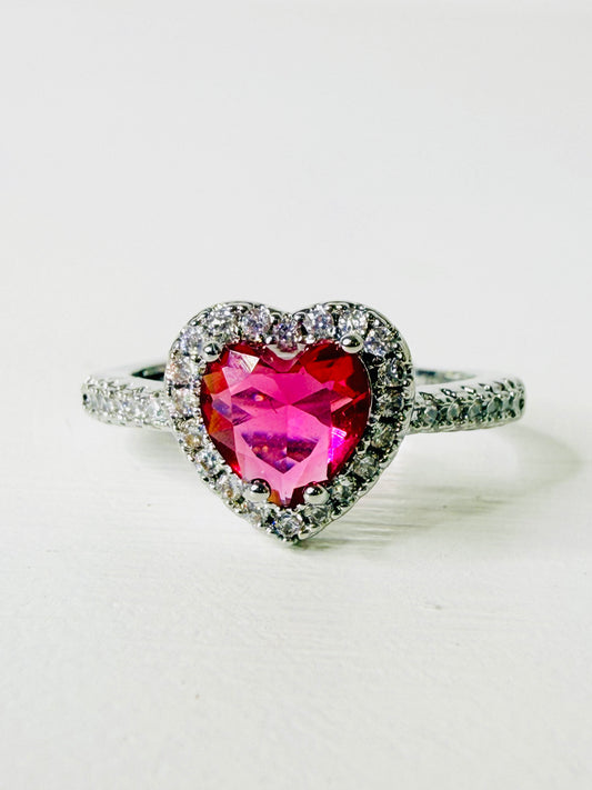 Anello cuore di rubino