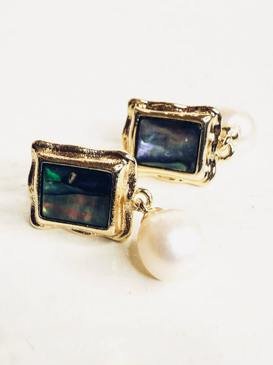 Orecchini con labradorite e perle