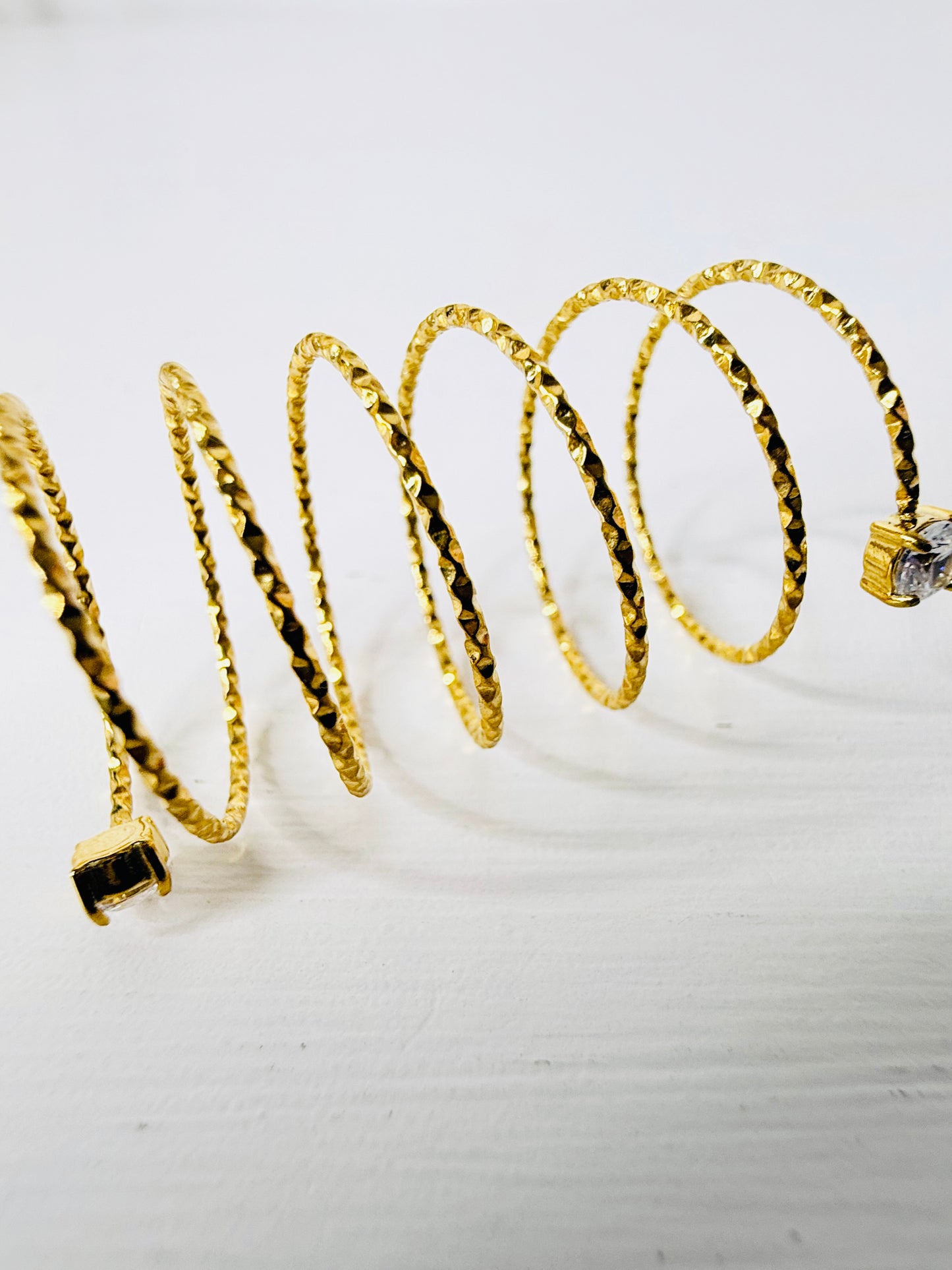 Anello spirale con strass