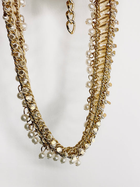 Collana con perle e perline