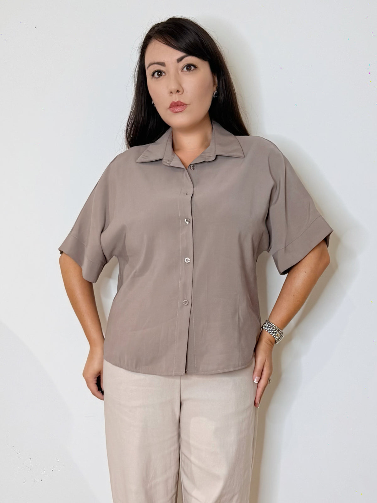 Camicia mezze maniche tortora