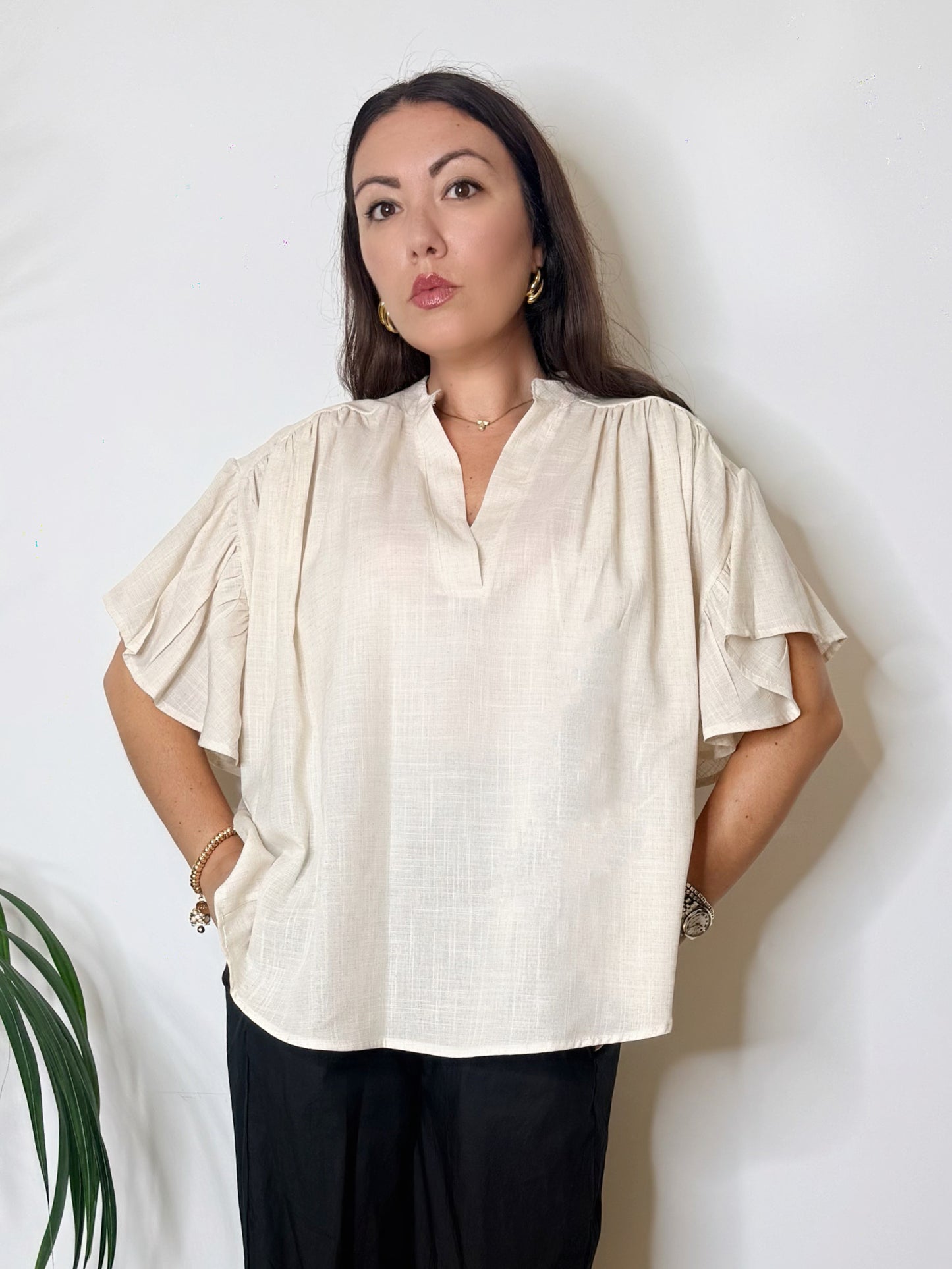 Blusa in misto lino con maniche a farfalla