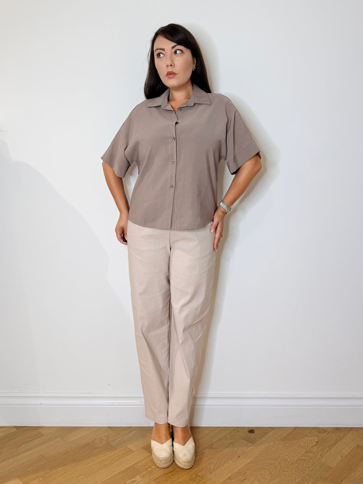 Camicia mezze maniche tortora