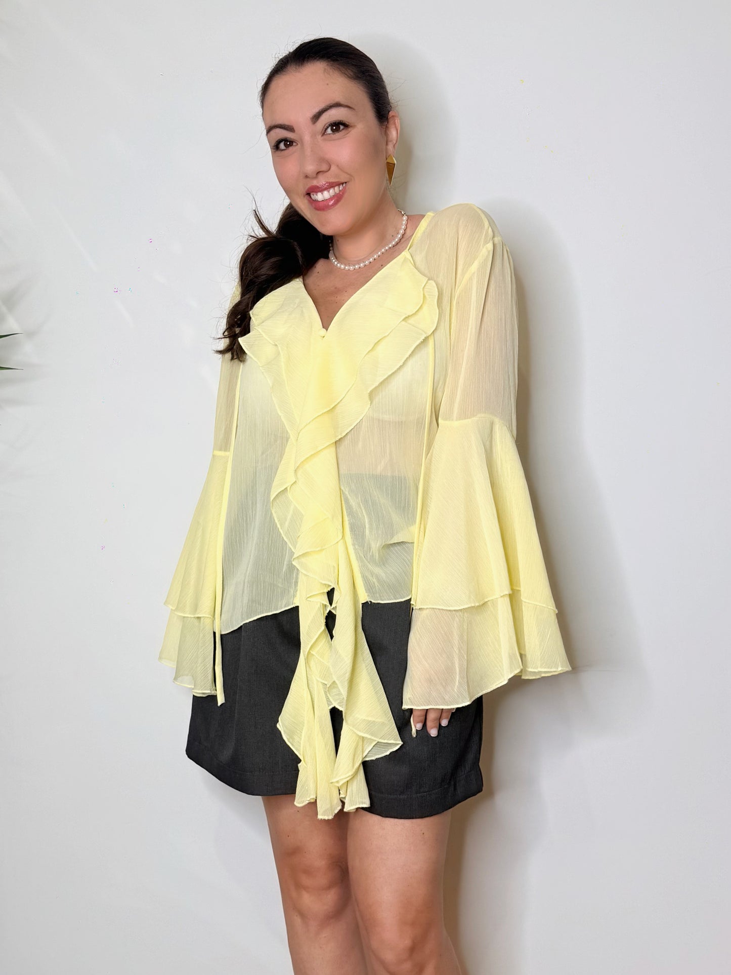 Blusa in georgette con volant