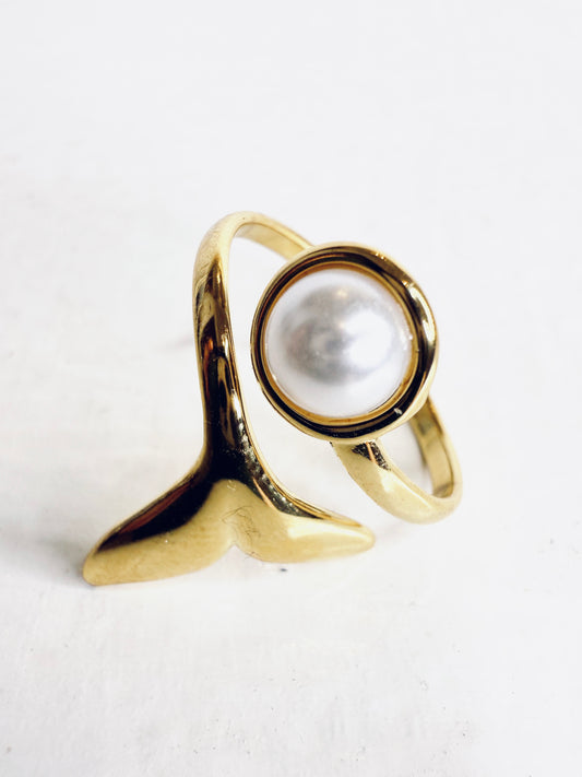 Anello coda di delfino