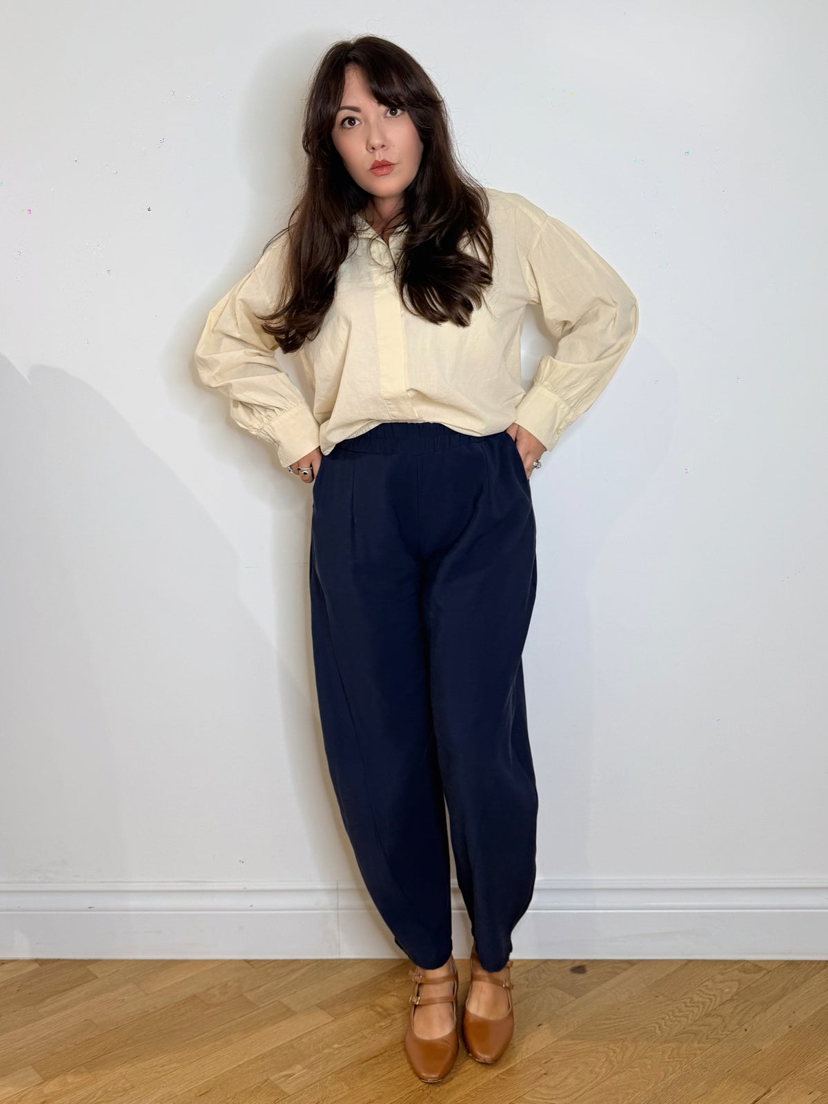 Pantalone harem con pinces