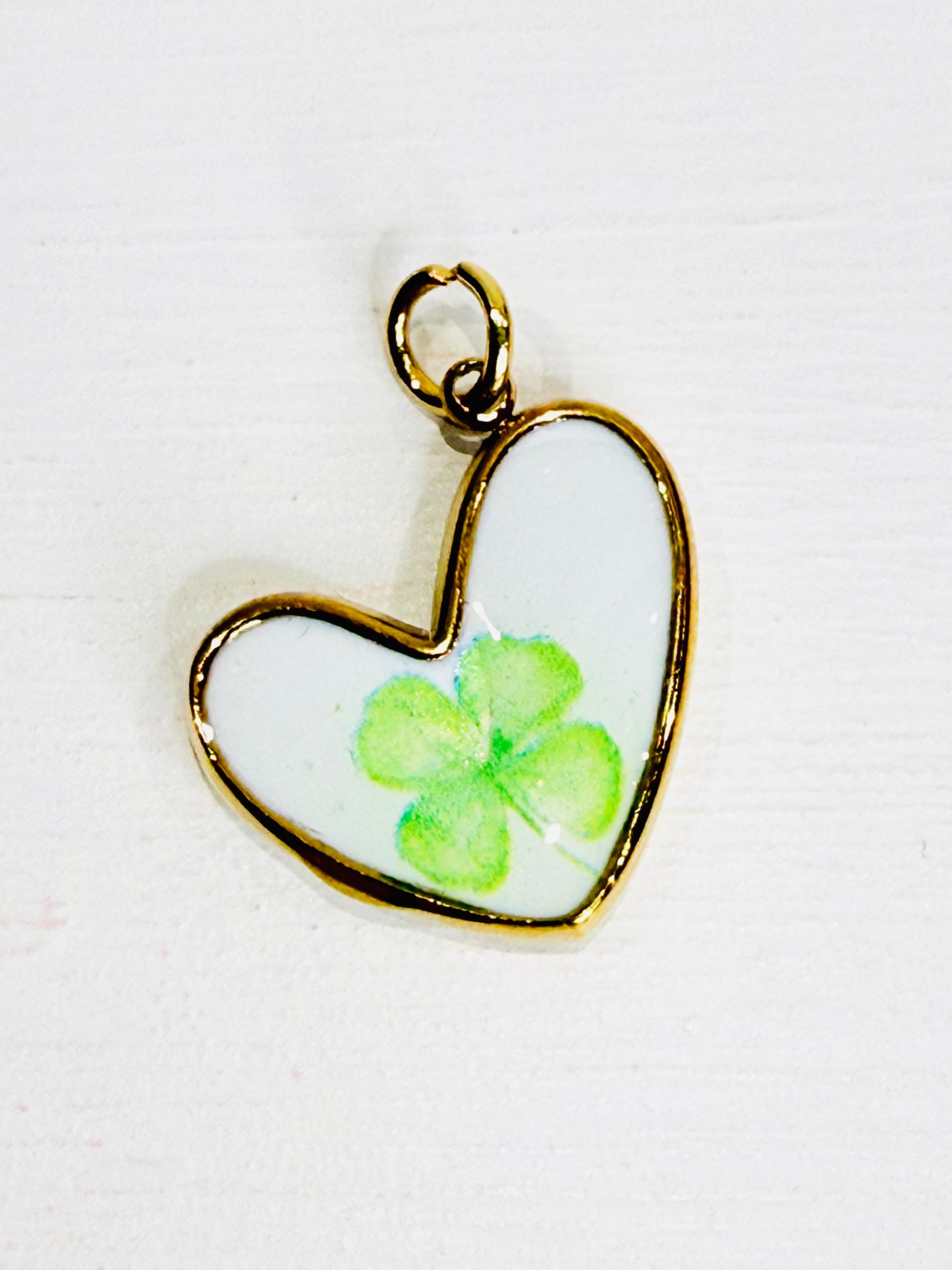 Ciondolo cuore quadrifoglio