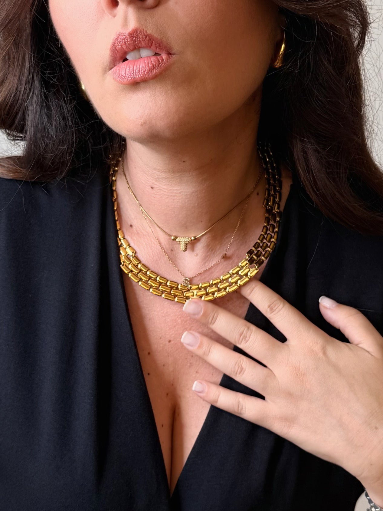 Collana semirigida groumette