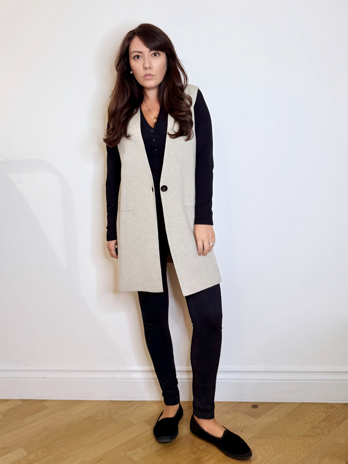 Gilet lungo in maglia sabbia