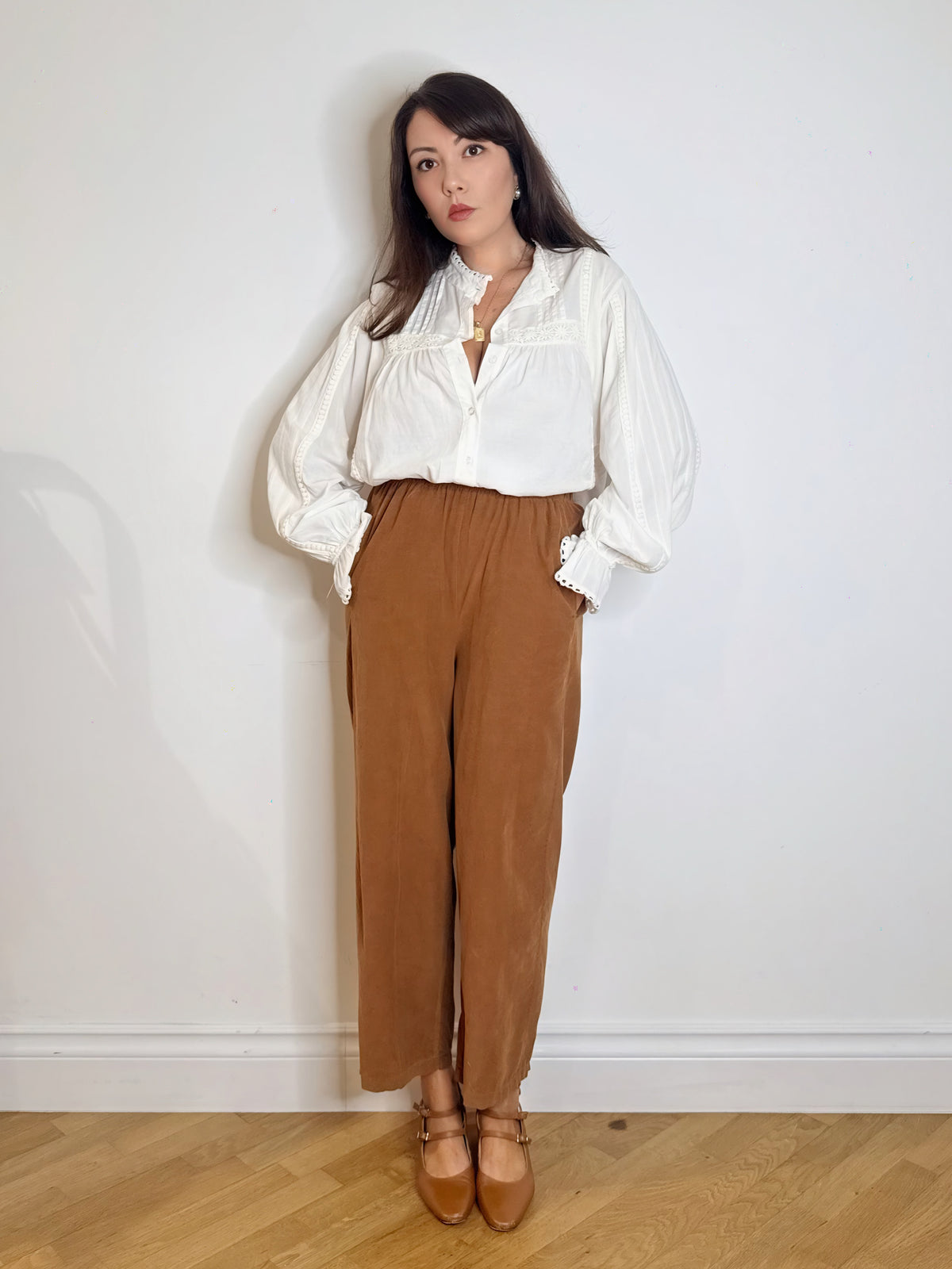 Pantalone in velluto millerighe camel